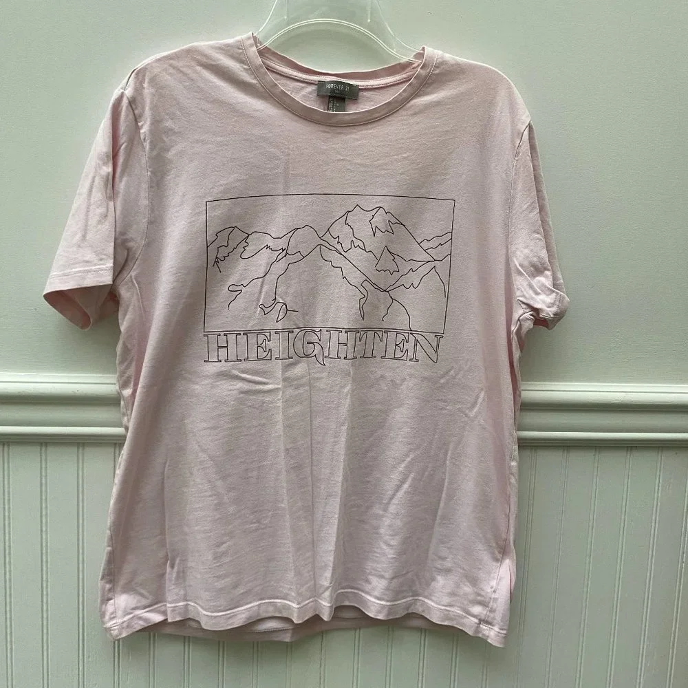 Forever 21 Pink T-shirt size Large Soft Tee